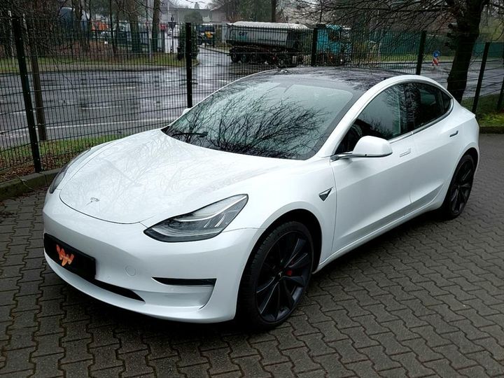 TESLA MODEL-3 2020 5yj3e7ec2lf682704