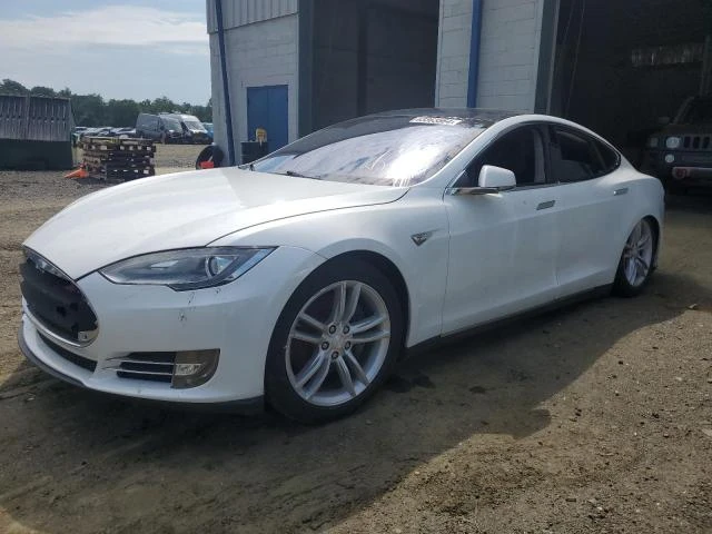 TESLA MODEL S 2013 5yjsa1cg2dfp07855