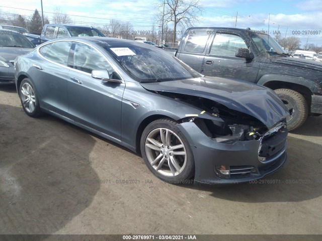 TESLA MODEL S 2013 5yjsa1cg8dfp12784