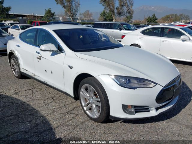 TESLA NULL 2013 5yjsa1cn1dfp17257