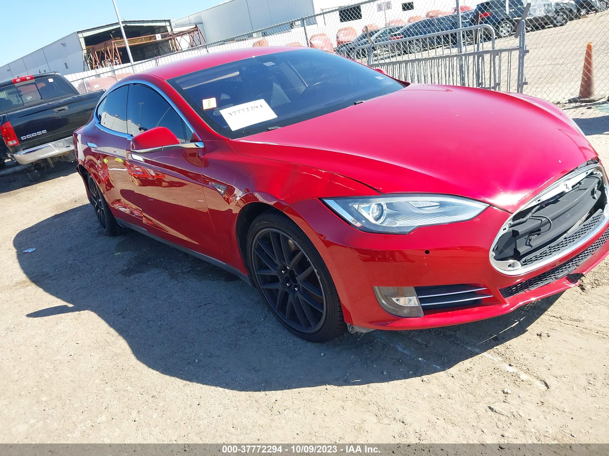 TESLA MODEL S 2013 5yjsa1cn5dfp21800