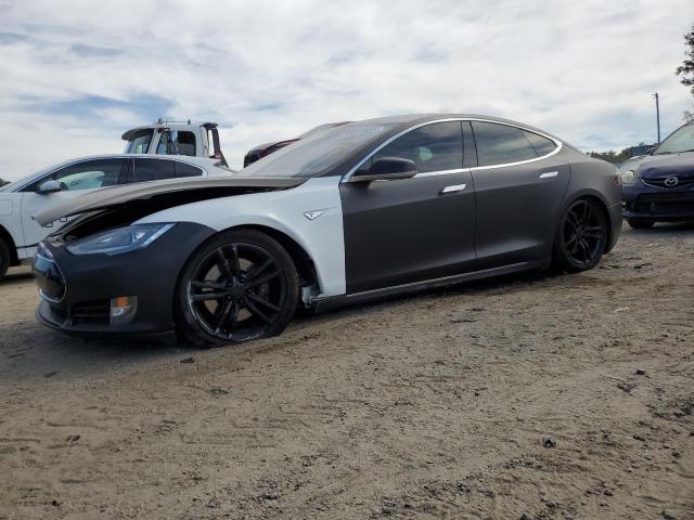 TESLA MODEL S 2013 5yjsa1dn1dfp17841