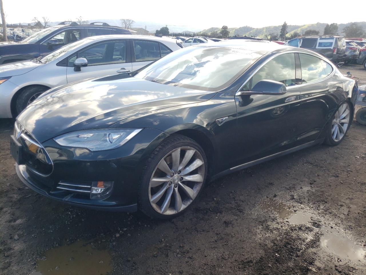 TESLA MODEL S 2013 5yjsa1dn3dfp04153