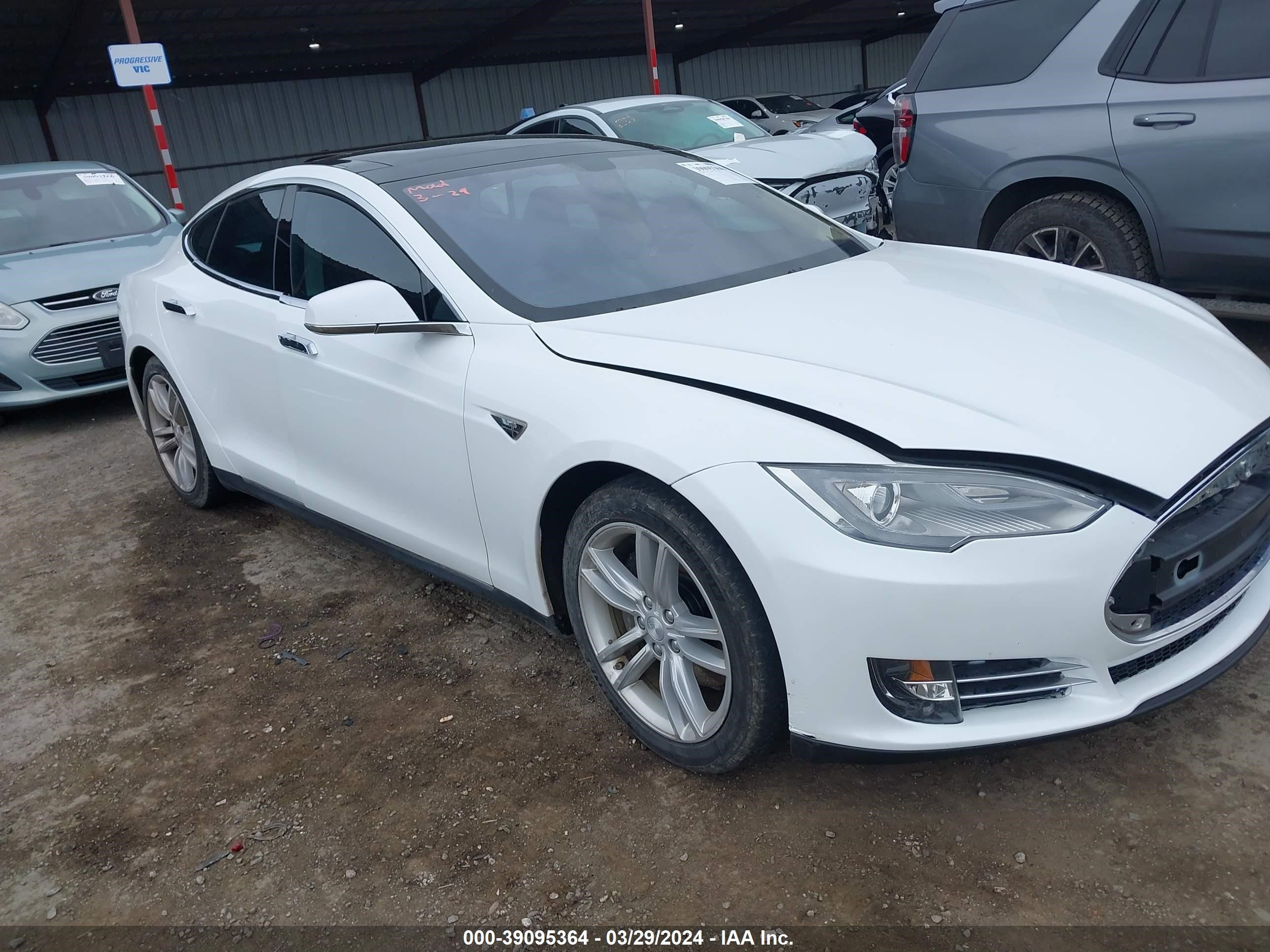 TESLA MODEL S 2013 5yjsa1dp4dfp03319