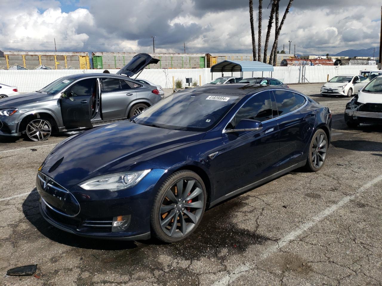 TESLA MODEL S 2013 5yjsa1dp5dfp24468