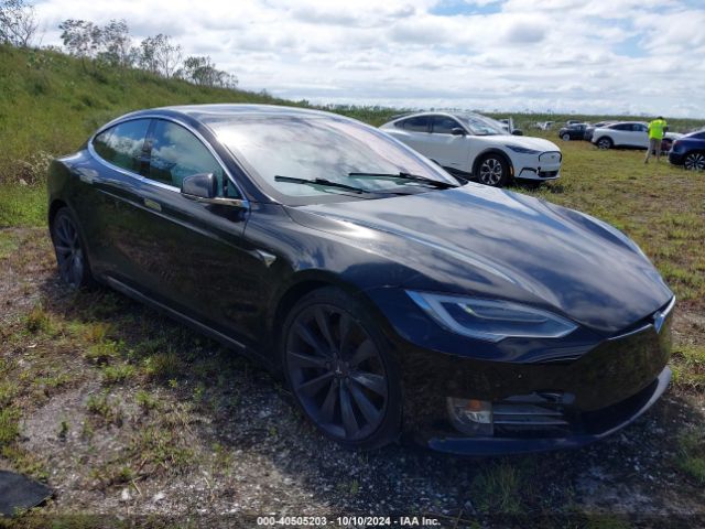 TESLA MODEL S 2017 5yjsa1e10hf202931