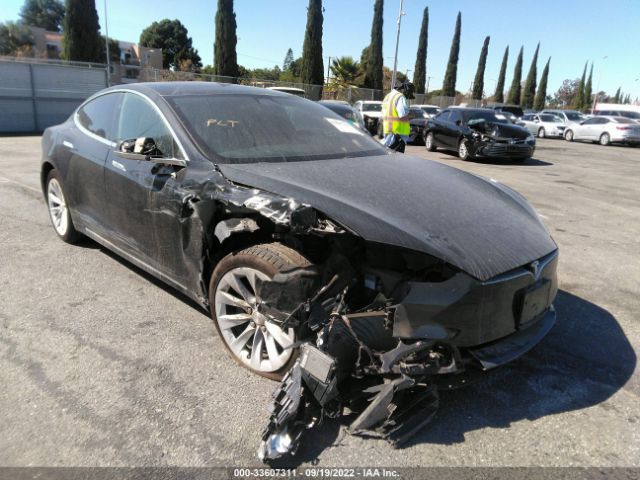 TESLA MODEL S 2017 5yjsa1e12hf200081