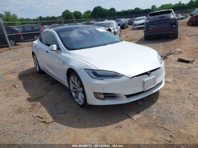 TESLA MODEL S 2017 5yjsa1e12hf212697