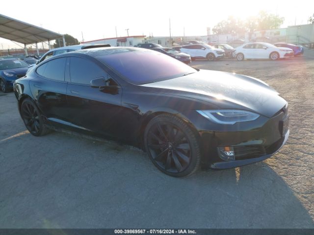 TESLA MODEL S 2017 5yjsa1e12hf215812