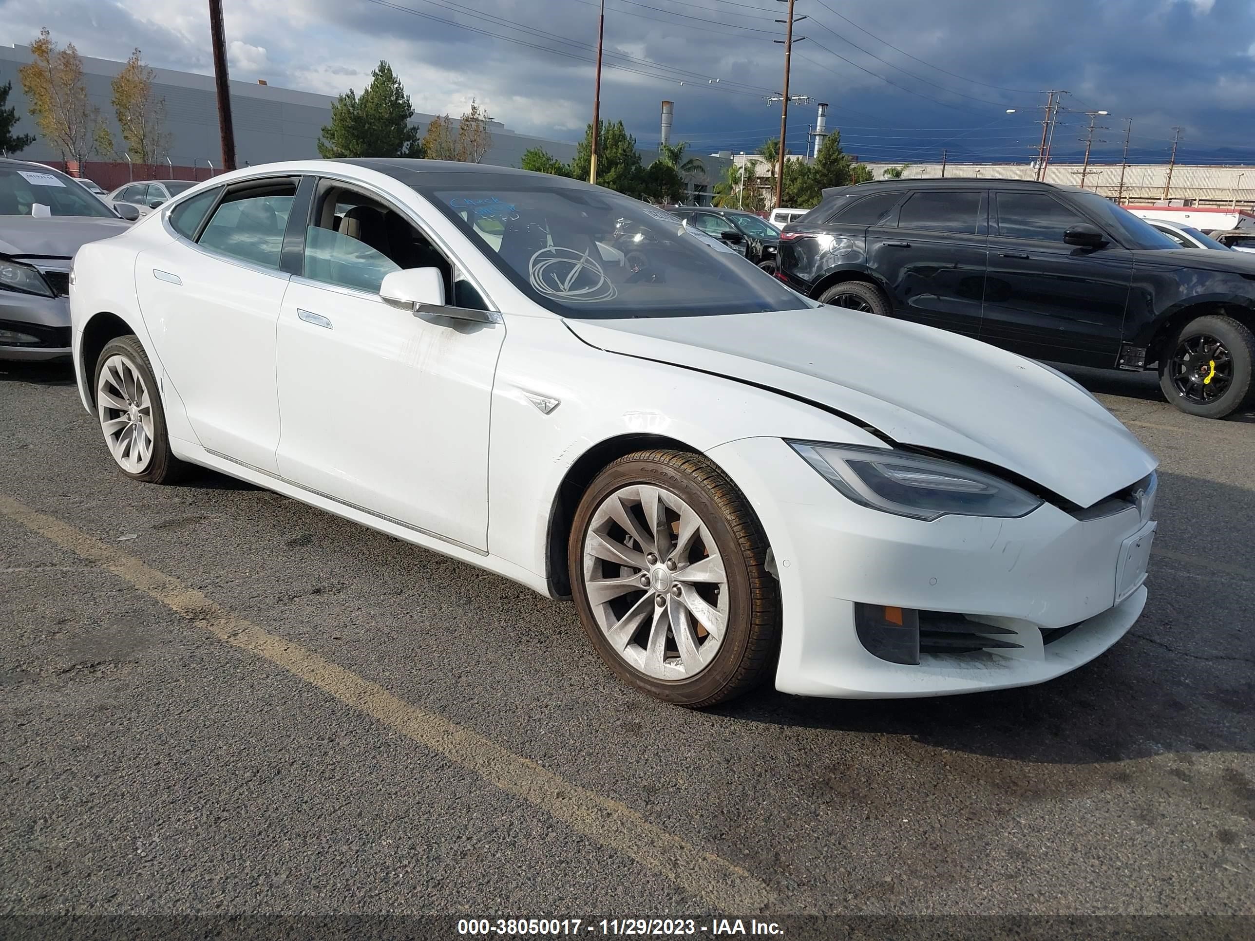 TESLA MODEL S 2016 5yjsa1e13gf143596