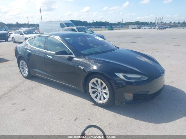 TESLA MODEL S 2017 5yjsa1e16hf209639