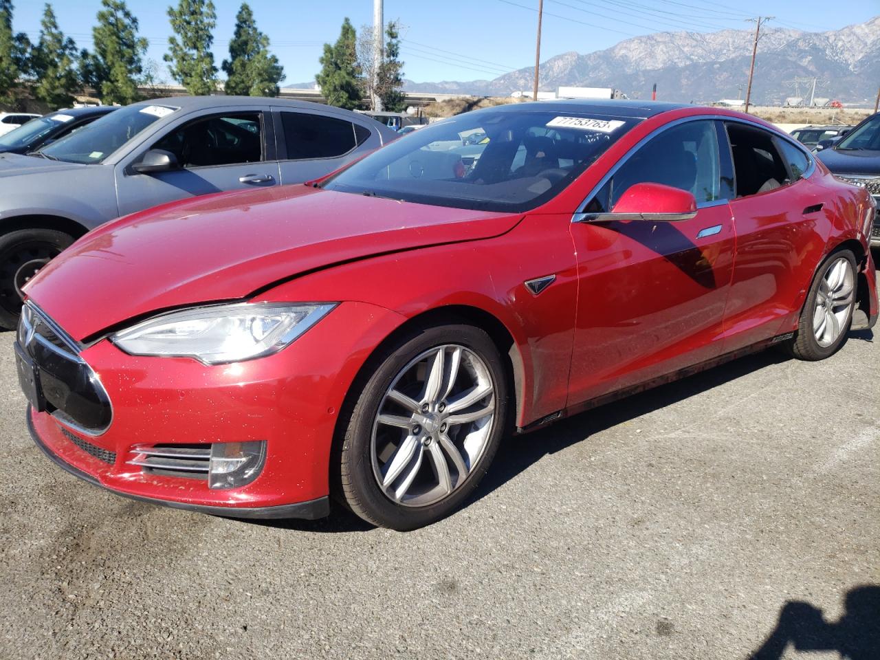 TESLA MODEL S 2015 5yjsa1e17ff116447