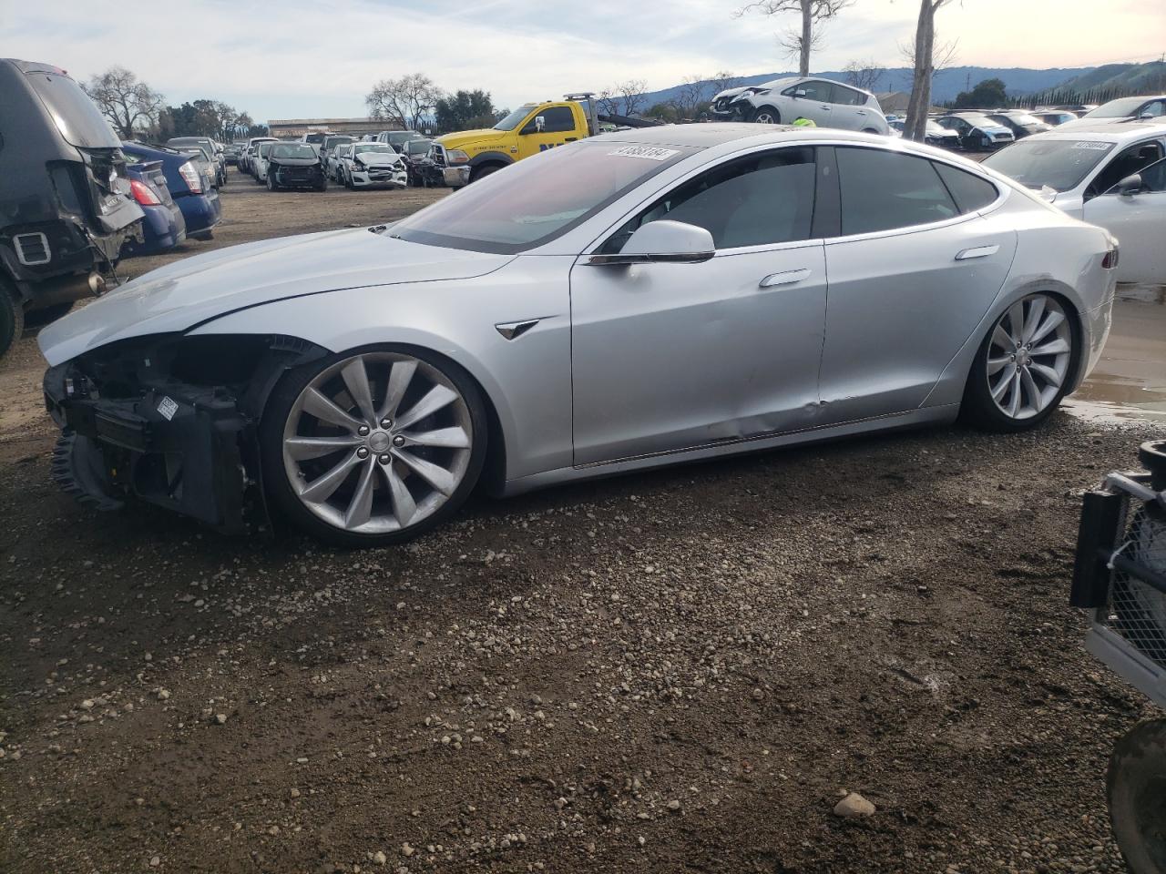 TESLA MODEL S 2017 5yjsa1e19hf192724