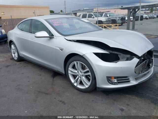 TESLA MODEL S 2015 5yjsa1e1xff117544