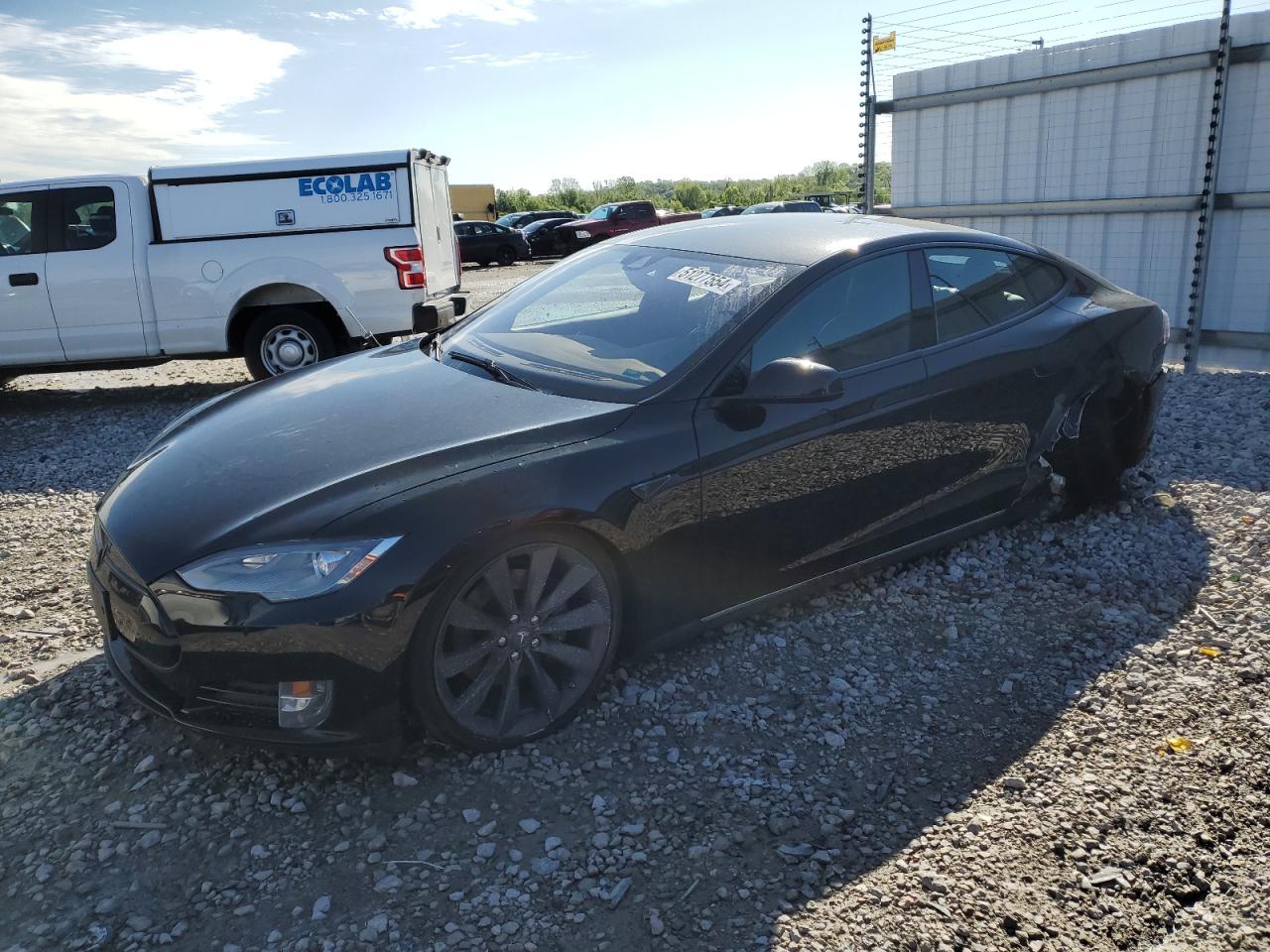 TESLA MODEL S 2015 5yjsa1e20ff104441