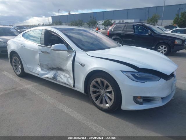 TESLA MODEL S 2018 5yjsa1e20jf274047