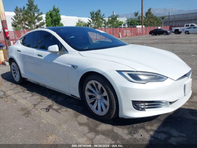 TESLA MODEL S 2018 5yjsa1e20jf292323