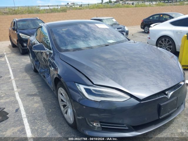 TESLA MODEL S 2018 5yjsa1e20jf297702