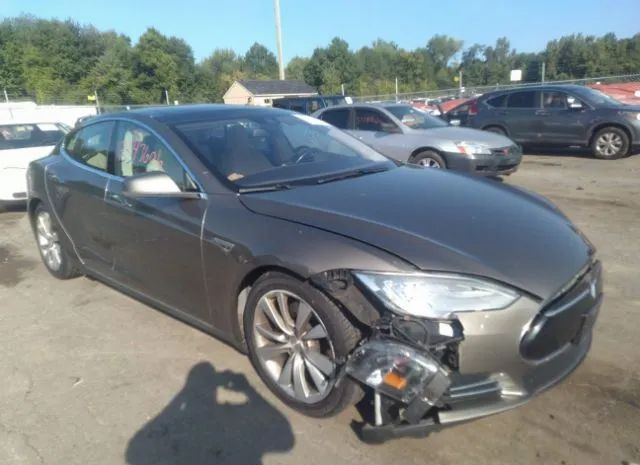 TESLA MODEL S 2016 5yjsa1e21gf133030