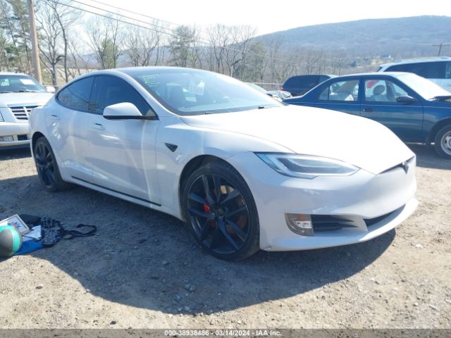 TESLA MODEL S 2018 5yjsa1e21jf268774