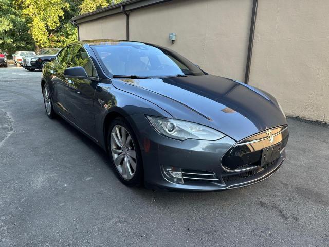 TESLA MODEL S 2016 5yjsa1e22gf124708