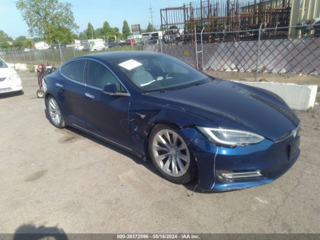 TESLA MODEL S 2018 5yjsa1e22jf244015