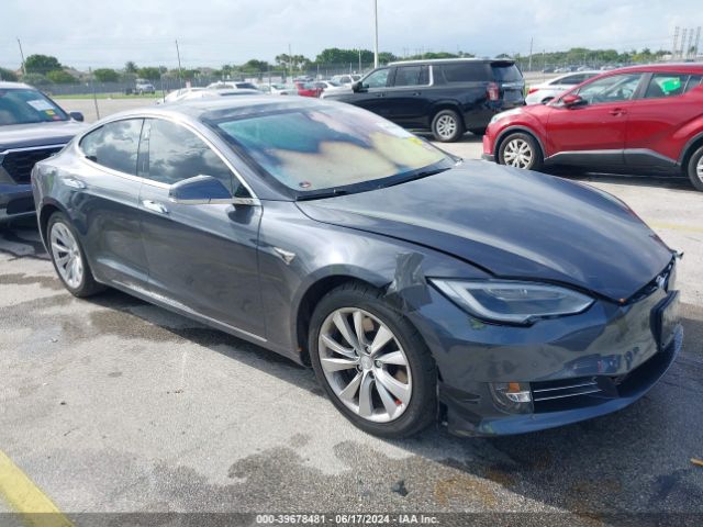 TESLA MODEL S 2018 5yjsa1e22jf249702