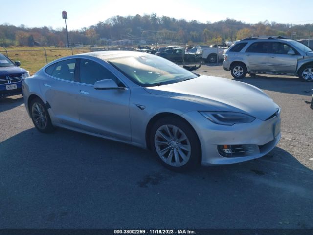 TESLA MODEL S 2018 5yjsa1e22jf272798