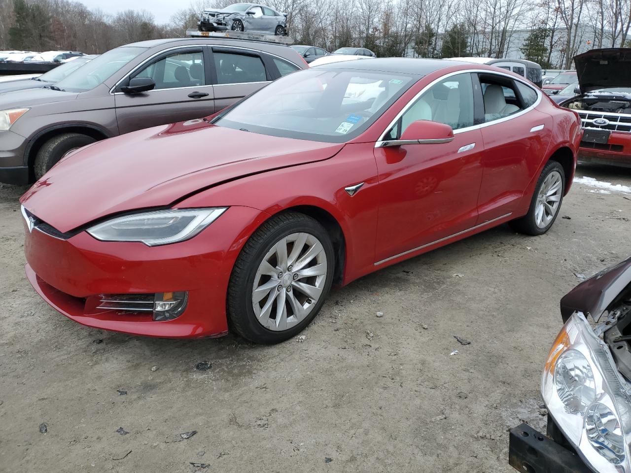 TESLA MODEL S 2018 5yjsa1e22jf275202