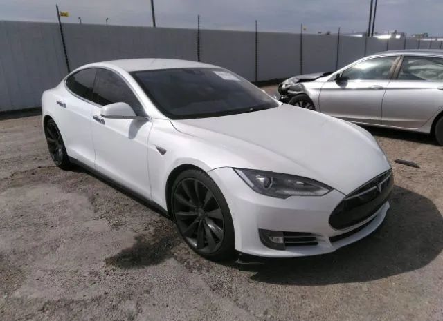 TESLA MODEL S 2015 5yjsa1e23ff111416