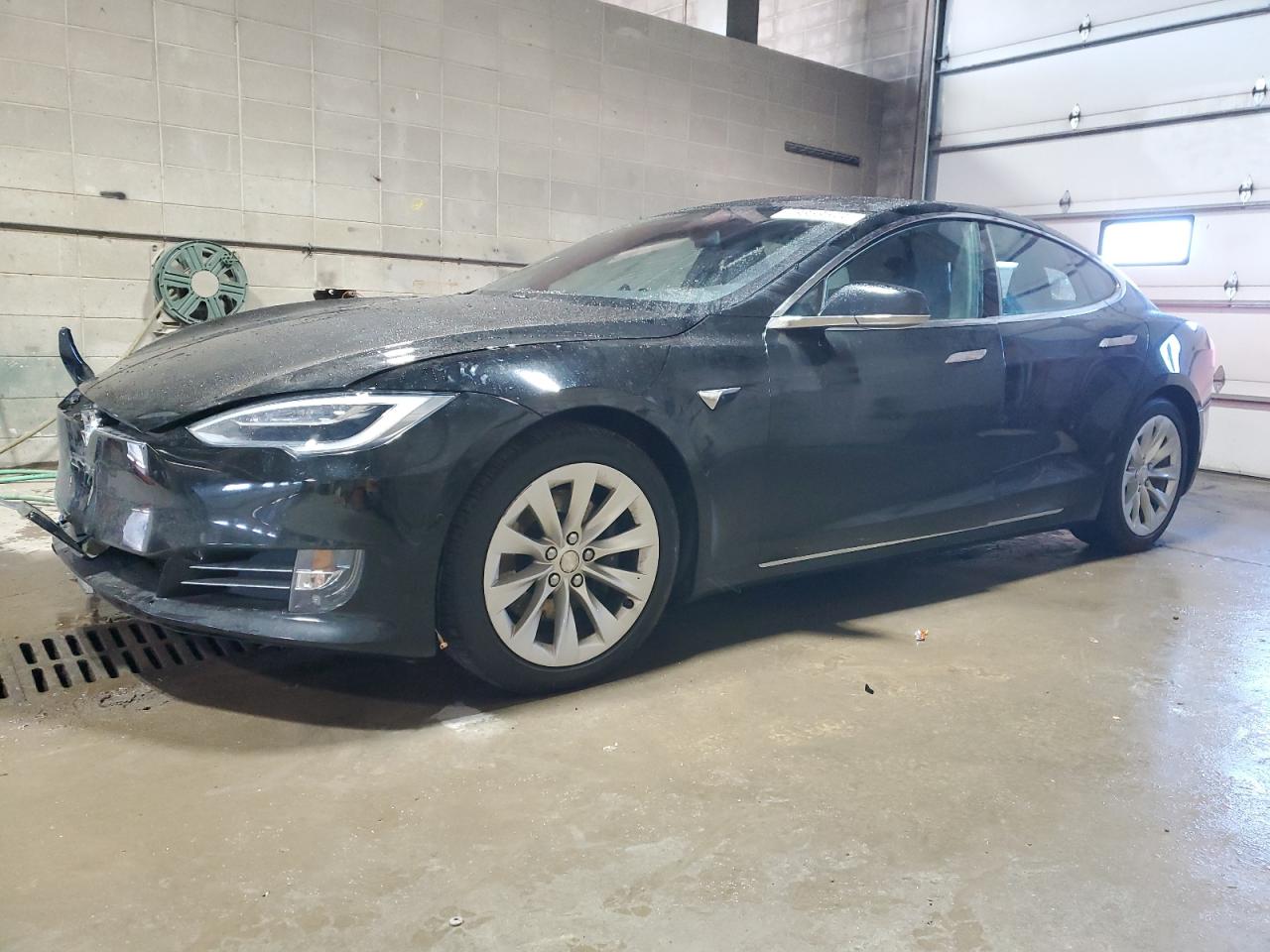 TESLA MODEL S 2016 5yjsa1e23gf175313