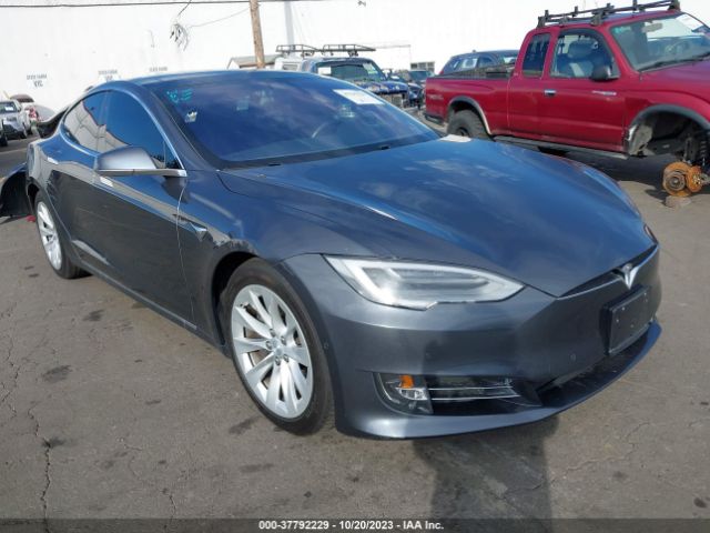 TESLA MODEL S 2017 5yjsa1e23hf229369