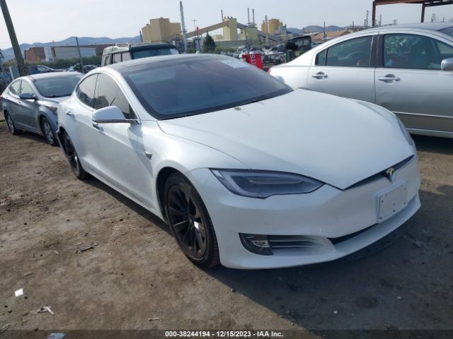 TESLA MODEL S 2018 5yjsa1e23jf244265