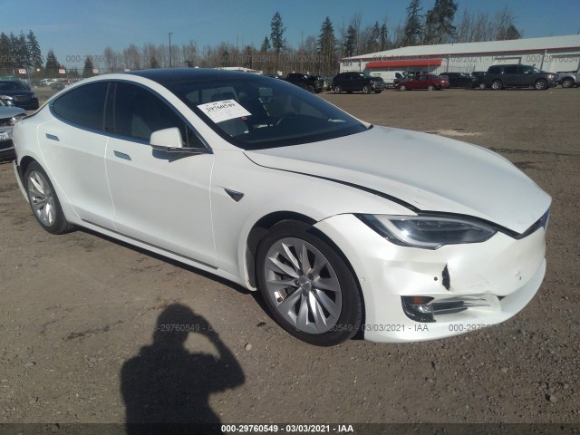 TESLA MODEL S 2018 5yjsa1e23jf247411