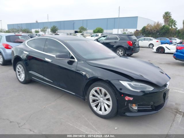 TESLA MODEL S 2018 5yjsa1e23jf248171