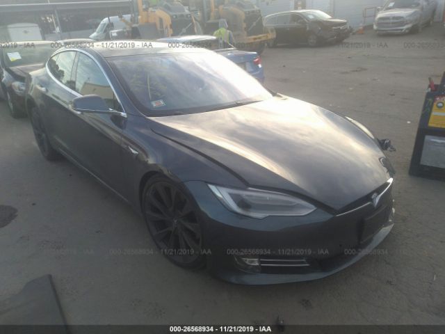 TESLA MODEL S 2018 5yjsa1e23jf294471