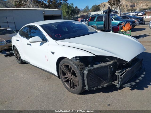 TESLA MODEL S 2015 5yjsa1e24ff108475