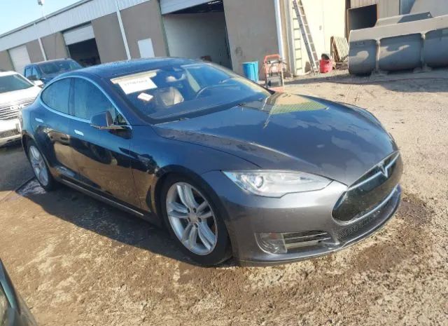 TESLA MODEL S 2015 5yjsa1e24ff108556