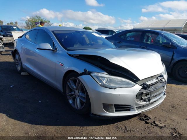 TESLA MODEL S 2015 5yjsa1e24ff118455