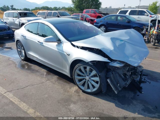 TESLA MODEL S 2018 5yjsa1e24jf256795