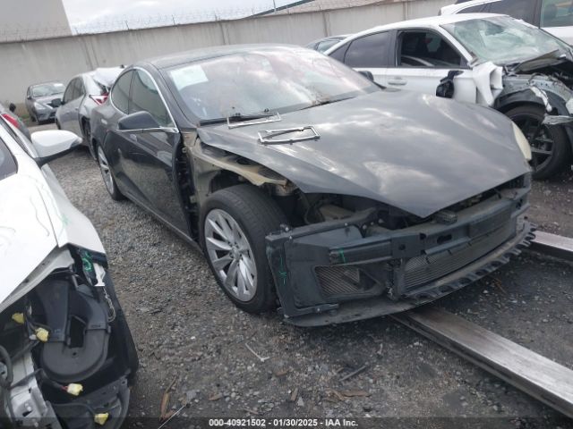 TESLA MODEL S 2018 5yjsa1e24jf293622