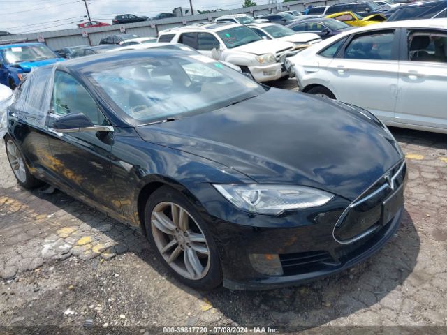 TESLA MODEL S 2015 5yjsa1e25ff101096