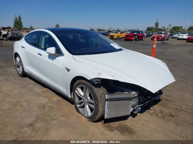 TESLA MODEL S 2015 5yjsa1e25ff115970