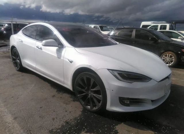 TESLA MODEL S 2018 5yjsa1e25jf275453