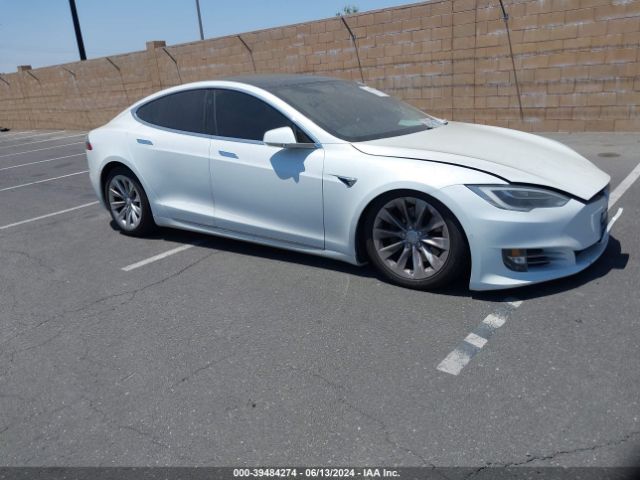 TESLA MODEL S 2018 5yjsa1e25jf281110