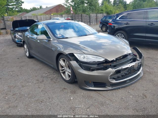 TESLA MODEL S 2015 5yjsa1e26ff114665