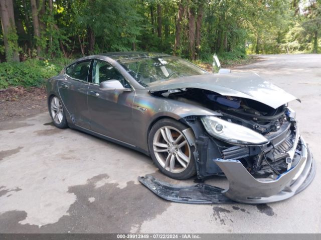 TESLA MODEL S 2015 5yjsa1e26ff118425