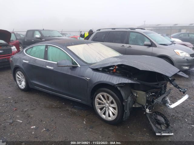 TESLA MODEL S 2018 5yjsa1e26jf243501