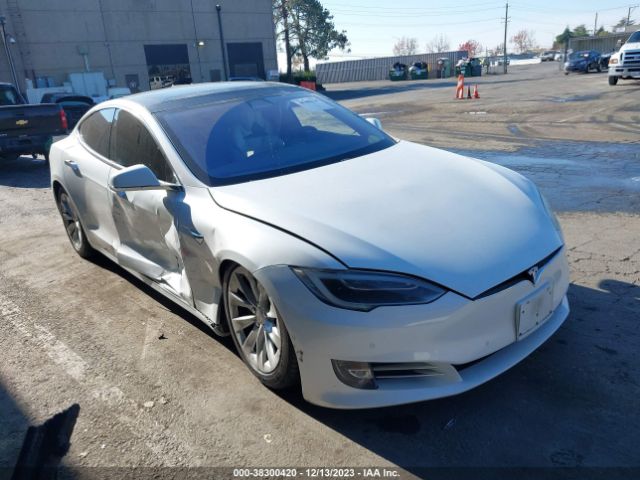 TESLA MODEL S 2018 5yjsa1e26jf260752