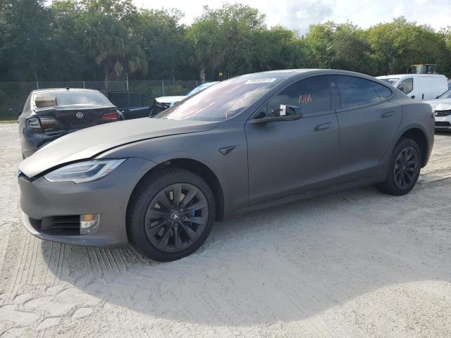 TESLA MODEL S 2018 5yjsa1e26jf271055